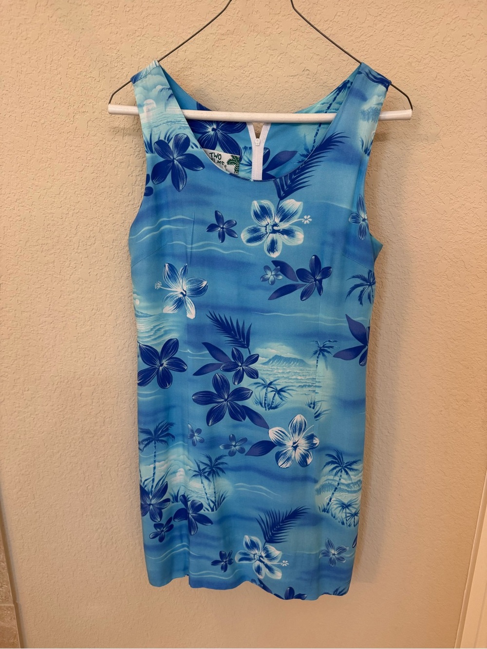 Two palms Blue Floral Tank Dress. Size M.